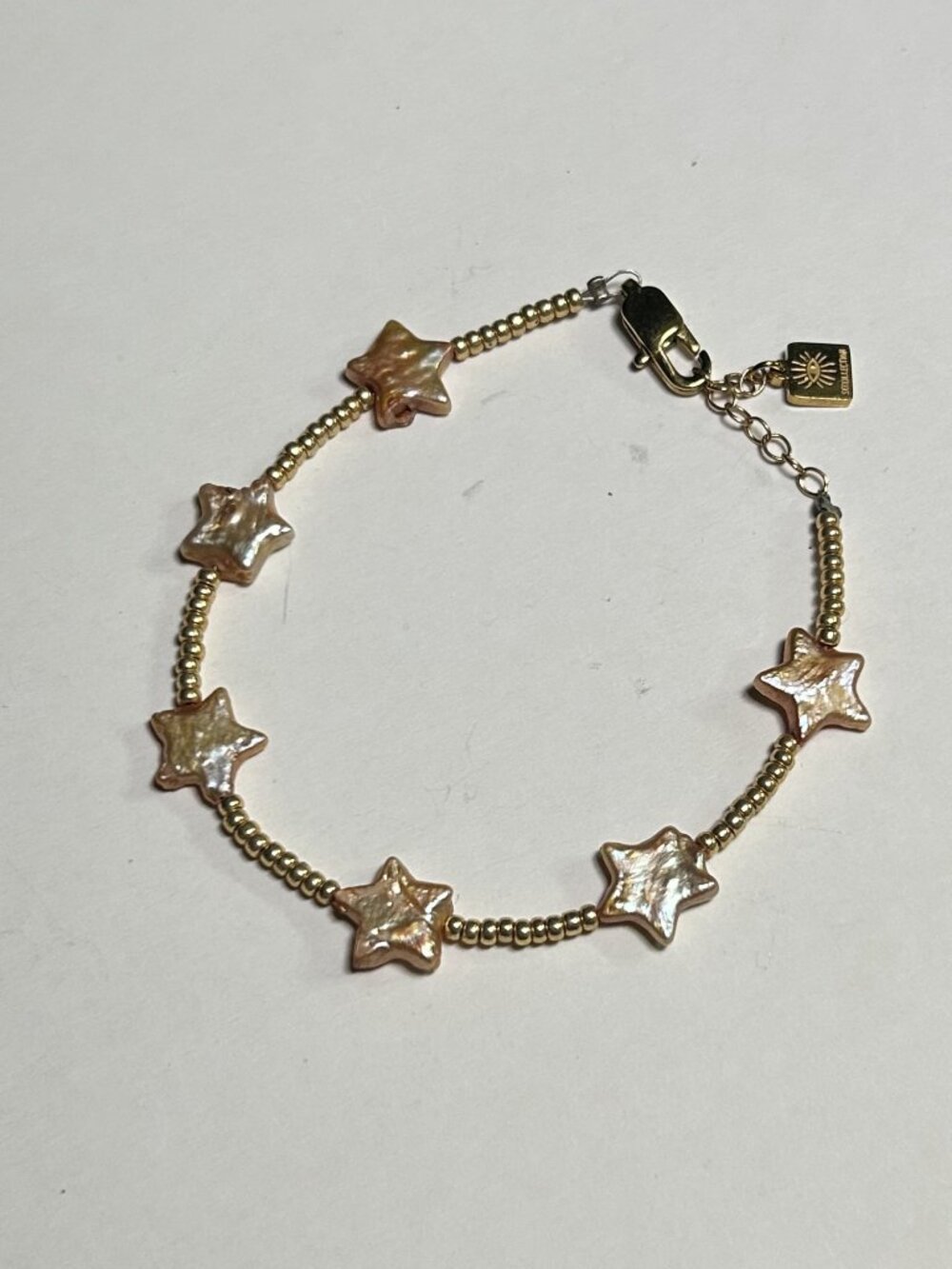 SC COLLECTION Gold Star Pearl Beaded Charm Bracelet NWT